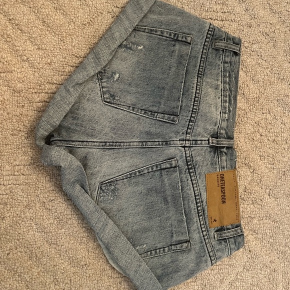 One Teaspoon - Picture 3 of 3